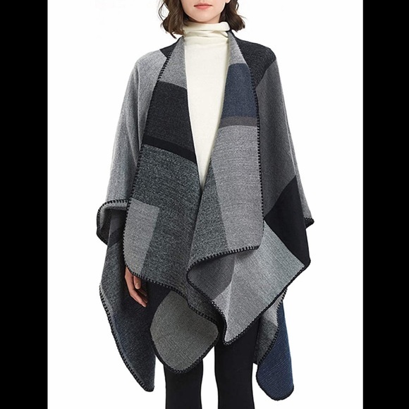 Tops - Reversible Colorblock Shawl Wrap BRAND NEW